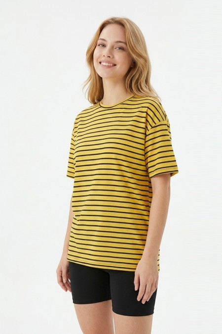 Kadın Yatay Çizgili Bisiklet Yaka Slim Fit Pamuklu Kısa Kollu Yazlık Tişört