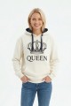 Kadın Beyaz Queen Yazılı Taç Baskılı Kapüşonlu Kanguru Cepli Sweatshirt