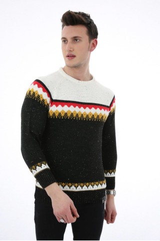 Desenli Kalın Siyah Kazak