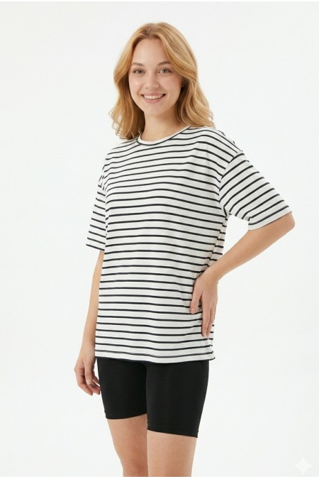 Kadın Yatay Çizgili Bisiklet Yaka Slim Fit Pamuklu Kısa Kollu Yazlık Tişört