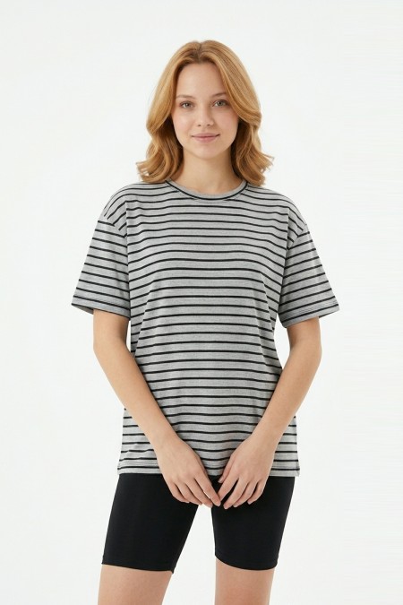 Kadın Yatay Çizgili Bisiklet Yaka Slim Fit Pamuklu Kısa Kollu Yazlık Tişört