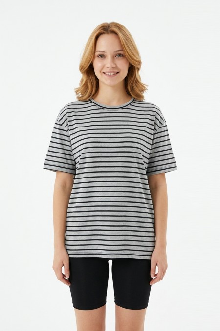 Kadın Yatay Çizgili Bisiklet Yaka Slim Fit Pamuklu Kısa Kollu Yazlık Tişört
