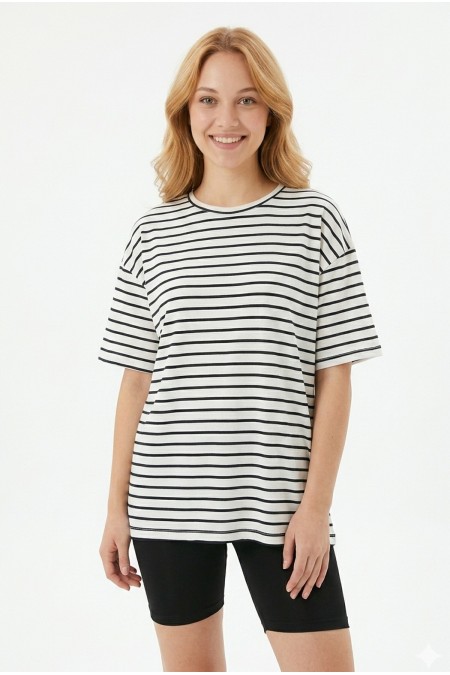 Kadın Yatay Çizgili Bisiklet Yaka Slim Fit Pamuklu Kısa Kollu Yazlık Tişört