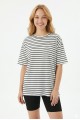 Kadın Yatay Çizgili Bisiklet Yaka Slim Fit Pamuklu Kısa Kollu Yazlık Tişört