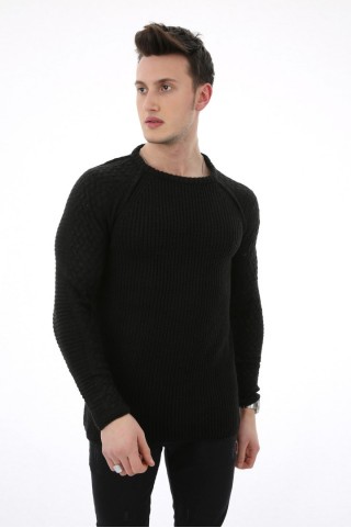 Düz Kalın Siyah Kazak