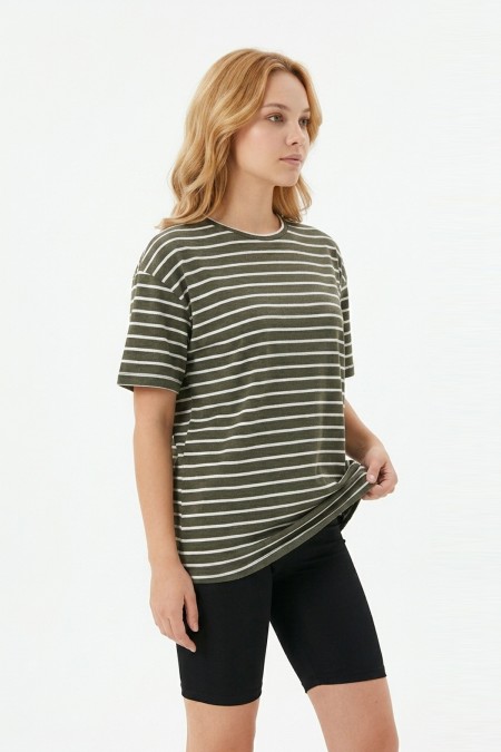 Kadın Yatay Çizgili Bisiklet Yaka Slim Fit Pamuklu Kısa Kollu Yazlık Tişört