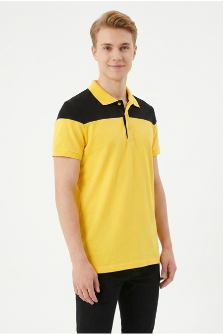 Erkek Omuz Panel Detaylı Polo Yaka Kısa Kollu Slim Fit Dokulu Örme Tişört