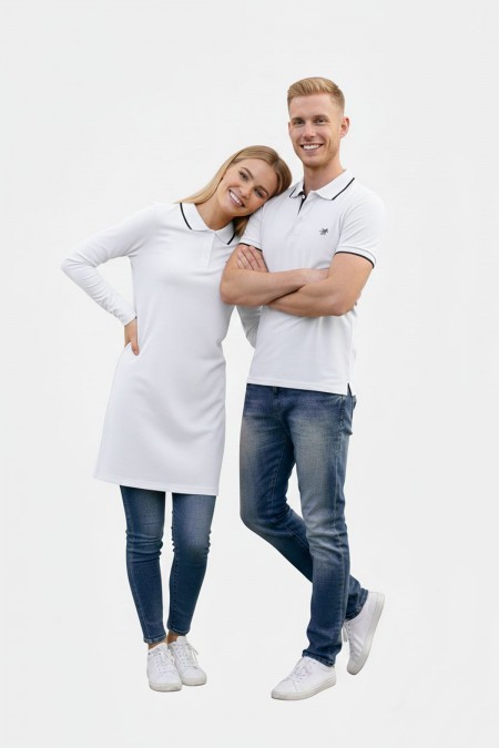 Düz Beyaz Tunik Ve Tişört Sevgili Kombini