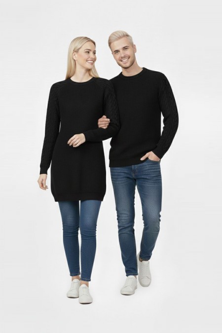 Düz Siyah Tunik Ve Triko Sevgili Kombini
